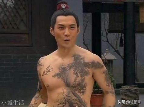 水浒传108位好汉，为什么最后命运掌握在李师师手里？