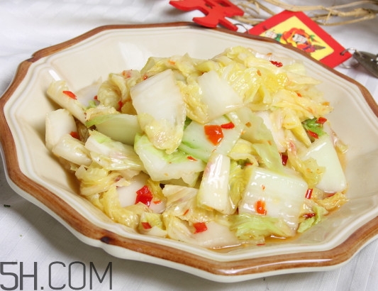 冬季经常吃大白菜有哪些好处 酸辣大白菜怎么做