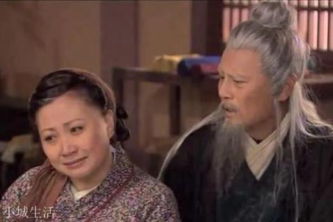 《封神演义》中妲己被九尾狐附身时已经死了，也算是受害者，但为什么没有被封神呢？