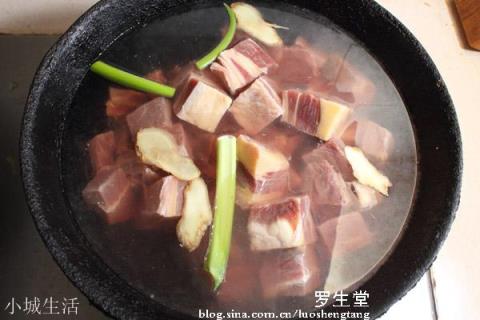 番茄牛腩汤怎么做？