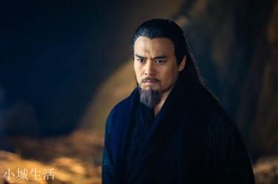 金庸武侠《笑傲江湖》中,任我行能不能打赢方证大师?