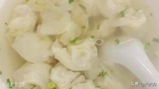 馄饨的汤该怎么调?