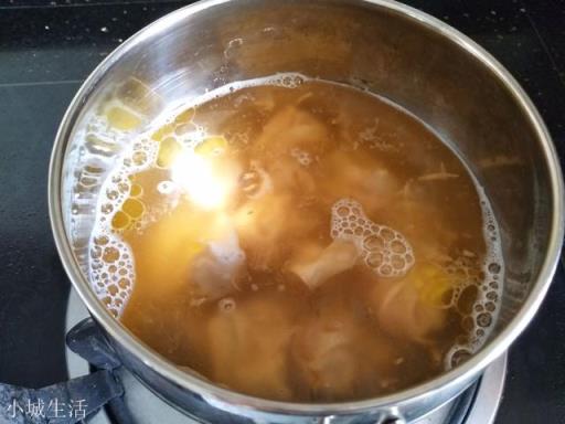 餛飩碗里加的是什么香料粉？