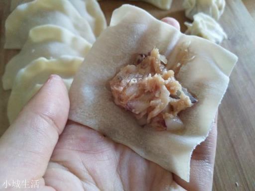 餛飩碗里加的是什么香料粉？