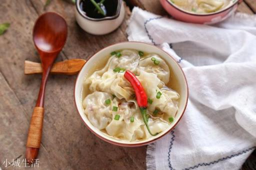 餛飩碗里加的是什么香料粉？