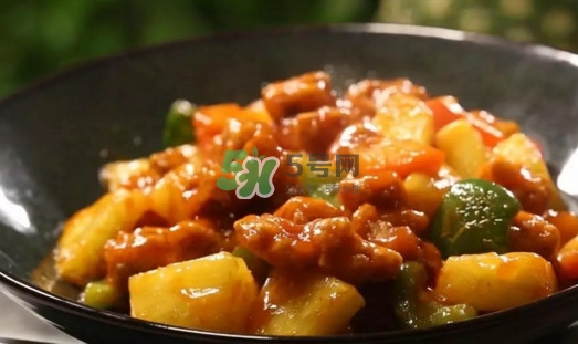 菠萝咕咾肉好吃吗 菠萝咕咾肉是哪里的菜