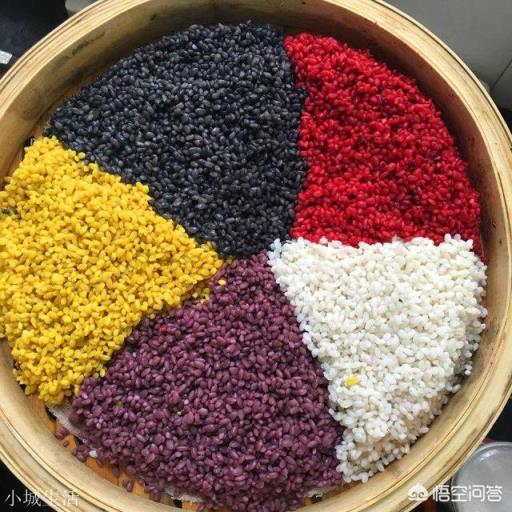 五色糯米饭中的橙色用什么来做？