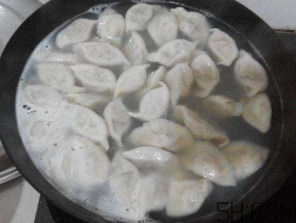 煮饺子窍门 煮饺子怎么看熟没熟