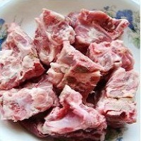 胡蘿卜玉米排骨湯做法步驟