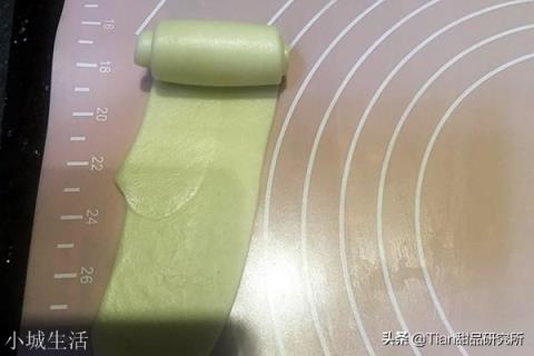 蛋黃酥難不難做？為什么那么貴？