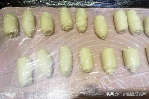 蛋黃酥難不難做？為什么那么貴？