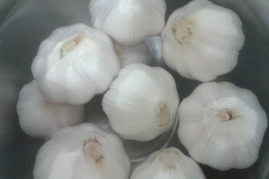 4斤蒜怎么腌制成糖蒜