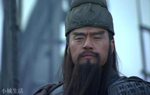 关羽那么狂那么傲，为什么有很多人却不服他，最不服关羽的是谁？结果如何？