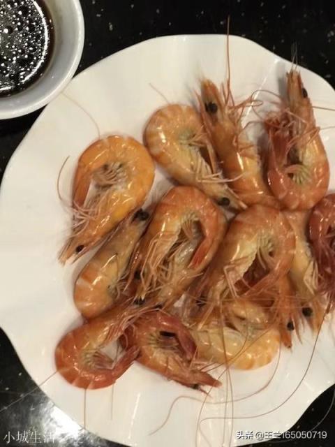 喜欢拍美食的朋友,可否上传一下美食照片?最好是自己亲手做的?