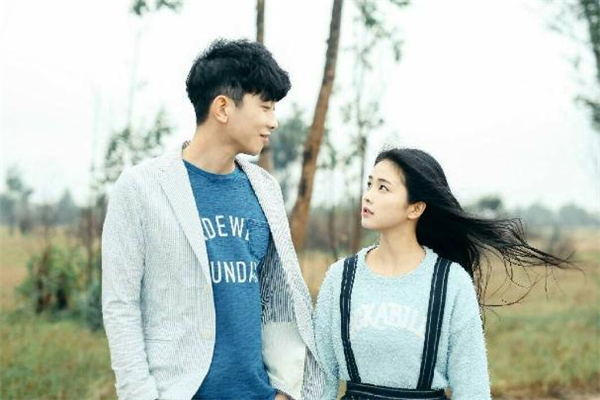 结婚后女人忘不了前男友的表现 结婚后前男友约我该见吗