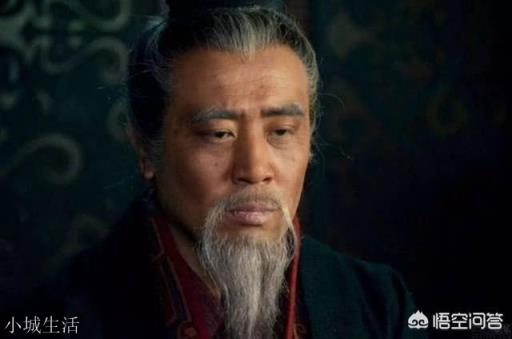 刘备临终之前，为何将兵权交给李严，而不交给诸葛亮？