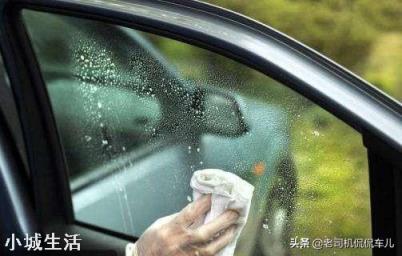 防止车内起雾，是开外循环还是内循环？正确的操作方式是什么？