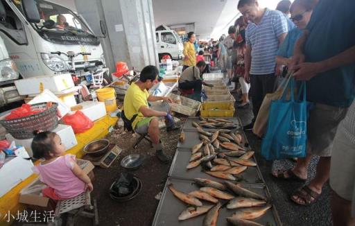 在農村集市買魚，說自己拿魚回家做，為什么有的魚販子就說不賣了？