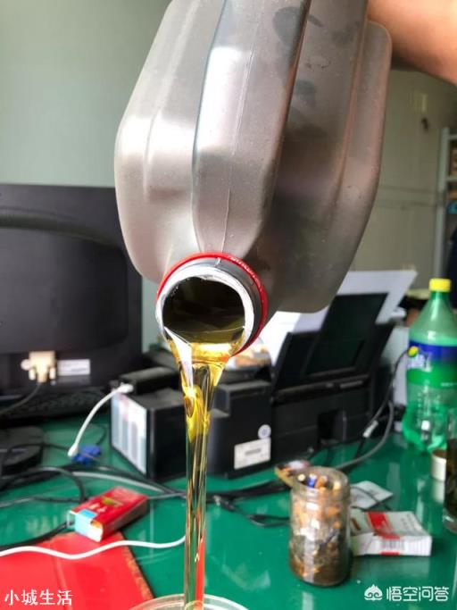 汽車發(fā)動機機油，5w-30與5w-40有什么差別嗎？