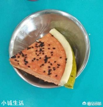 吉林大学南湖校区食堂新师傅上线,面食颜值高,花样多,你怎么看?