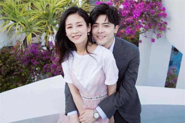 已婚女人出轨的表现 老婆微信暧昧算出轨吗