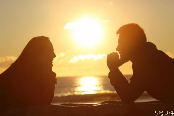 当男人失去小三后会难过吗 婚外情断联后男人心理