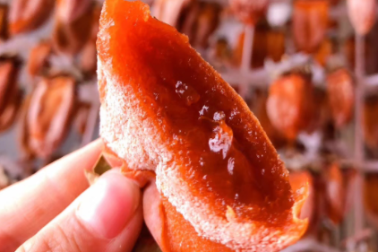 如何挑选柿饼 柿饼吃多了得结石吗