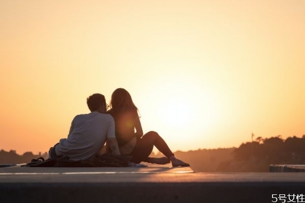 夫妻分居不联系怎么办 夫妻分居意味着什么