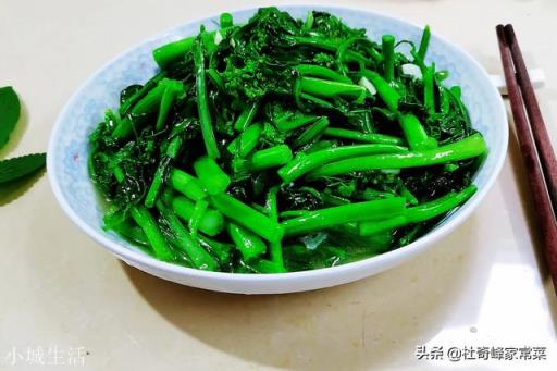 炒青菜要不要加生抽？