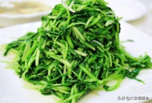 炒青菜要不要加生抽？