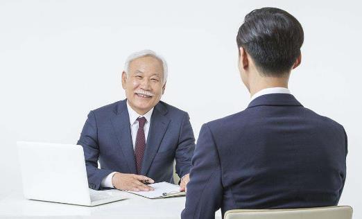 要做好充分的心理准备 性格内向的人如何应对面试