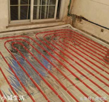 地暖房子是铺木地板好,还是铺瓷砖好?