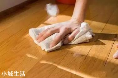 地暖房子是铺木地板好,还是铺瓷砖好?