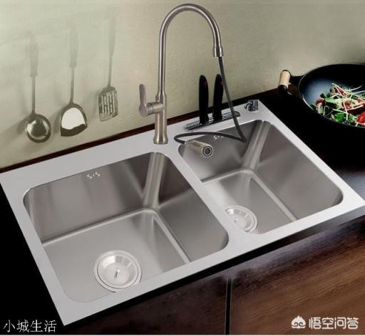 裝修廚房的時候應該如何選擇水槽？