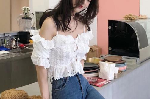 夏日来到来件蕾丝单品吧!夏日炎炎也要美美秀出女人味!