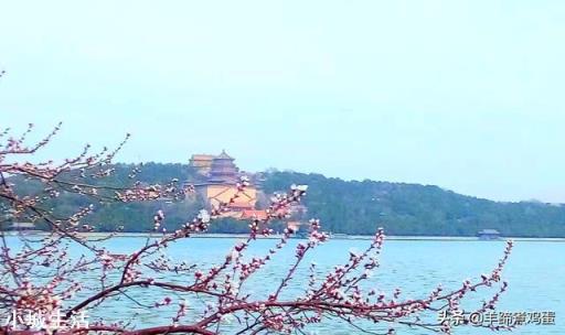 旅游摄影中，如何将风光和人文融入在一起拍摄？