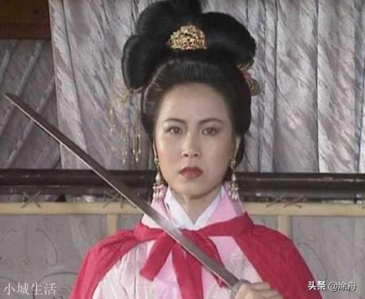 刘备病逝白帝城小乔伤心而死,孙尚香殉情,为什么生前不在一起呢?