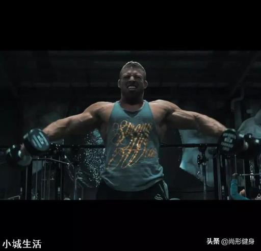 如何有效练肩？