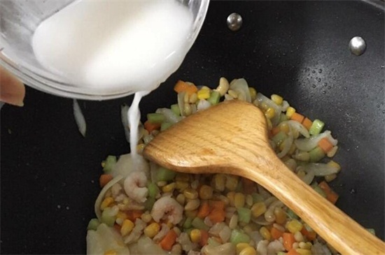 如何正确勾芡