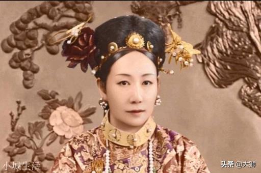 孝庄与慈禧裹脚吗？