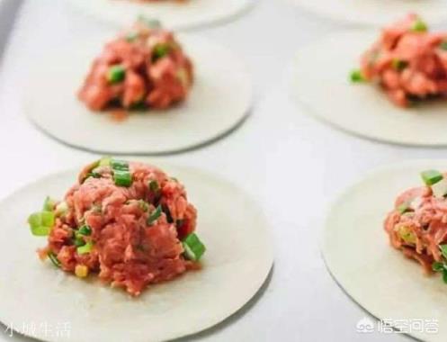 饺子馅里到底该不该加水，为什么？