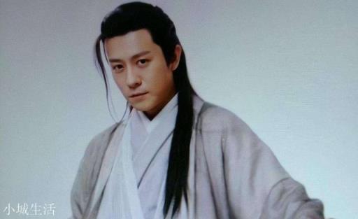 《倚天屠龙记》中，杨逍与黄衫女有没有关系呢？会是什么关系？
