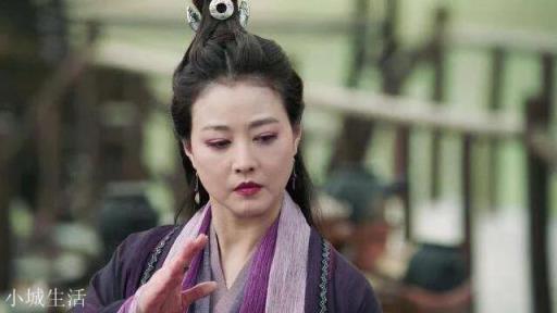 周芷若在峨嵋众弟子中武功不是最高的，灭绝师太为何将掌门大位传给了她？