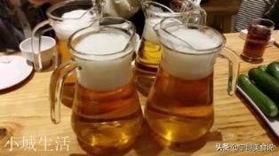 真正的夏天到了，你那里有啤酒摊吗？啤酒摊上有什么地方特色的小吃吗？