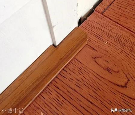 现在实木地板都是怎么铺的？好像很多不打龙骨安装，这是为什么？