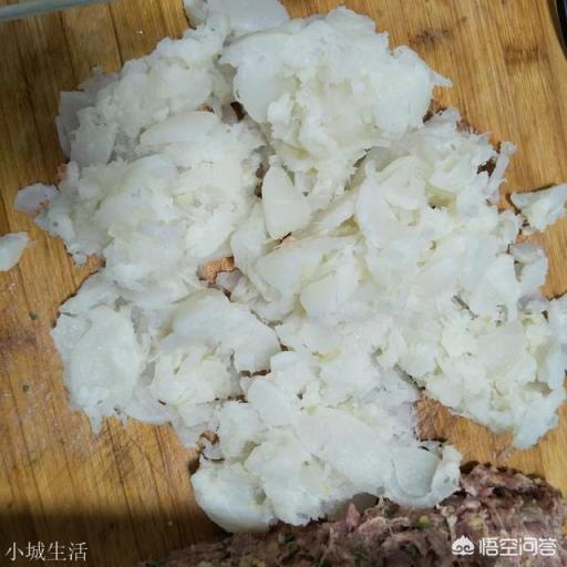 怎样做好羊肉陷的饺子呢？