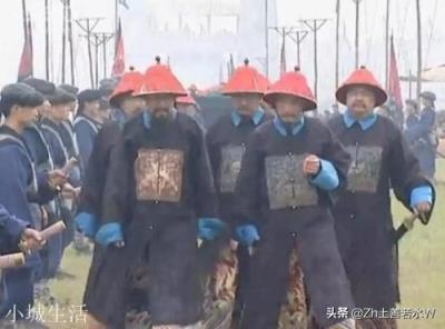 左宗棠也可以算是曾国藩带出山的，为何却看不起曾国藩？