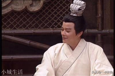 在草船借箭的典故中，如果周瑜请诸葛亮造一万只弓而不是十万只箭，会是怎样的结果？