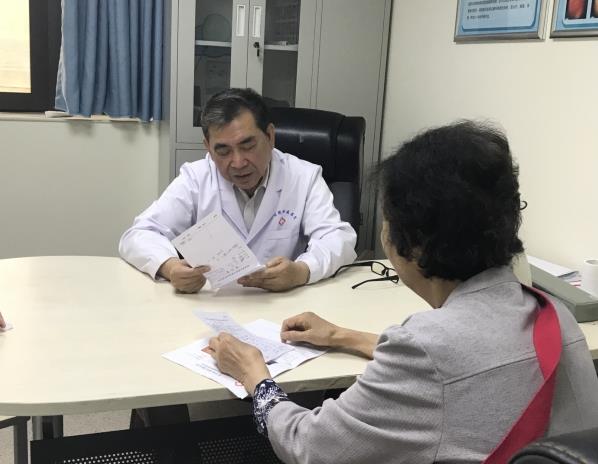 不用出省，就能看上胃肠领域权威专家，时间仅两天半