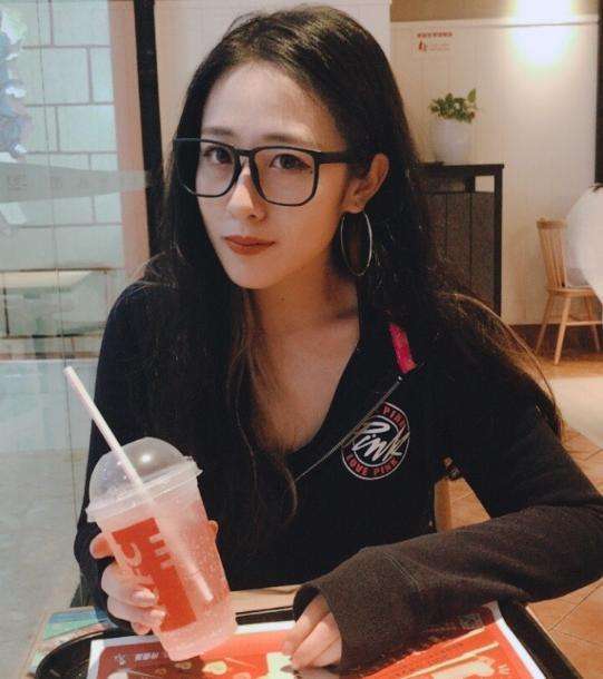 及伟佳为什么会被称为最美女胖子呢？事件起因是怎样的？